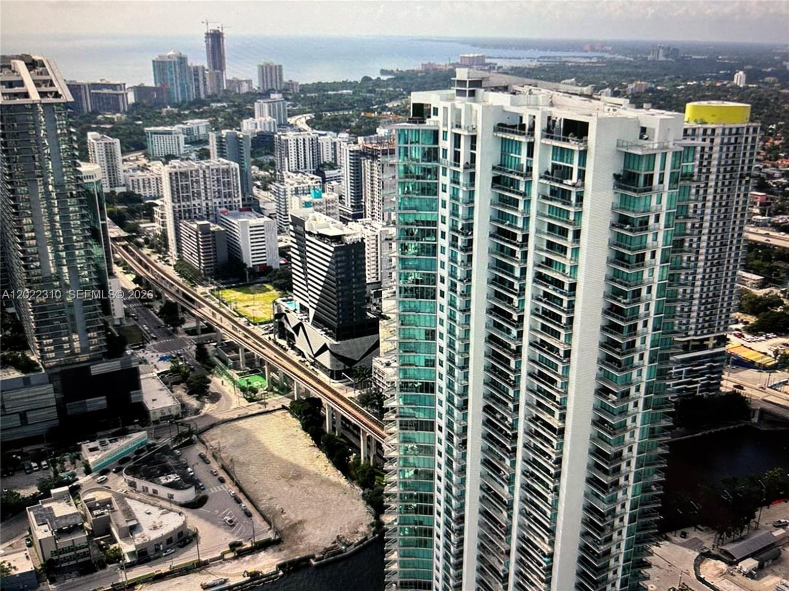 Mint at Riverfront Unit 3703 condo pending at 92 SW 3rd St # 3703, Miami FL 33130