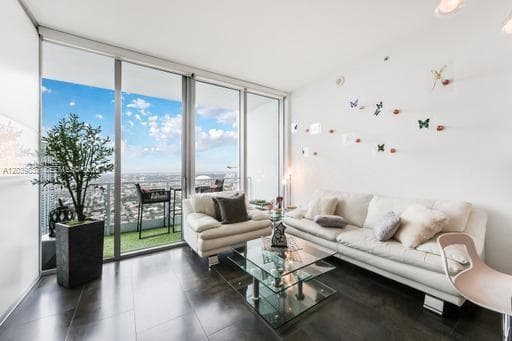 Mint at Riverfront Unit 5108 condo for sale at 92 SW 3rd St # 5108, Miami FL 33130