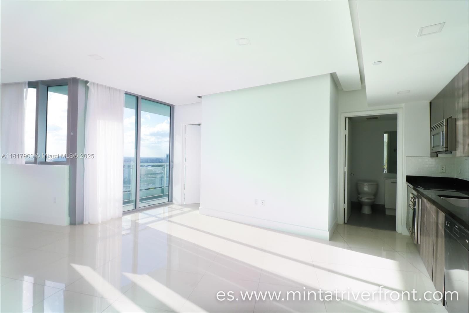 Mint at Riverfront Unit 3306 condo rented at 92 SW 3rd St # 3306, Miami FL 33130