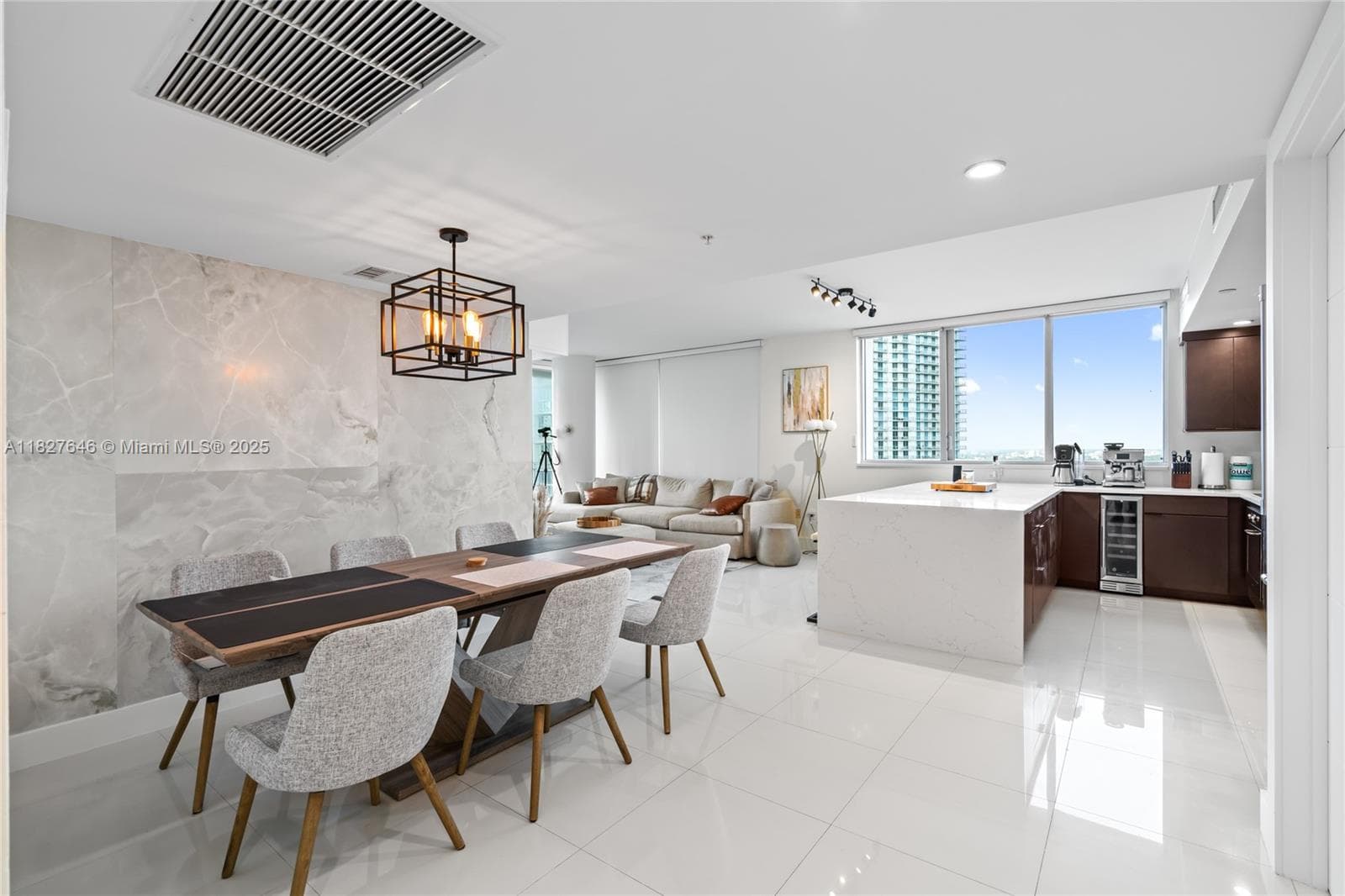 Mint at Riverfront Unit 3205 condo rented at 92 SW 3rd St # 3205, Miami FL 33130