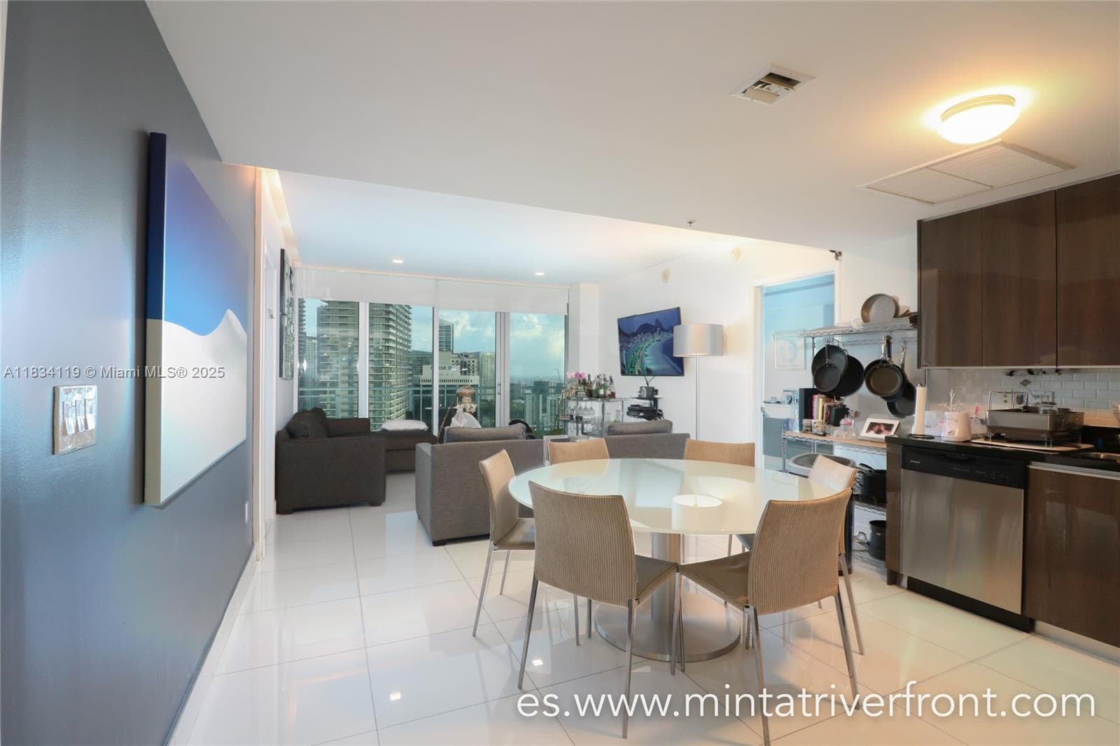 Mint at Riverfront Unit 3003 condo rented at 92 SW 3rd St # 3003, Miami FL 33130