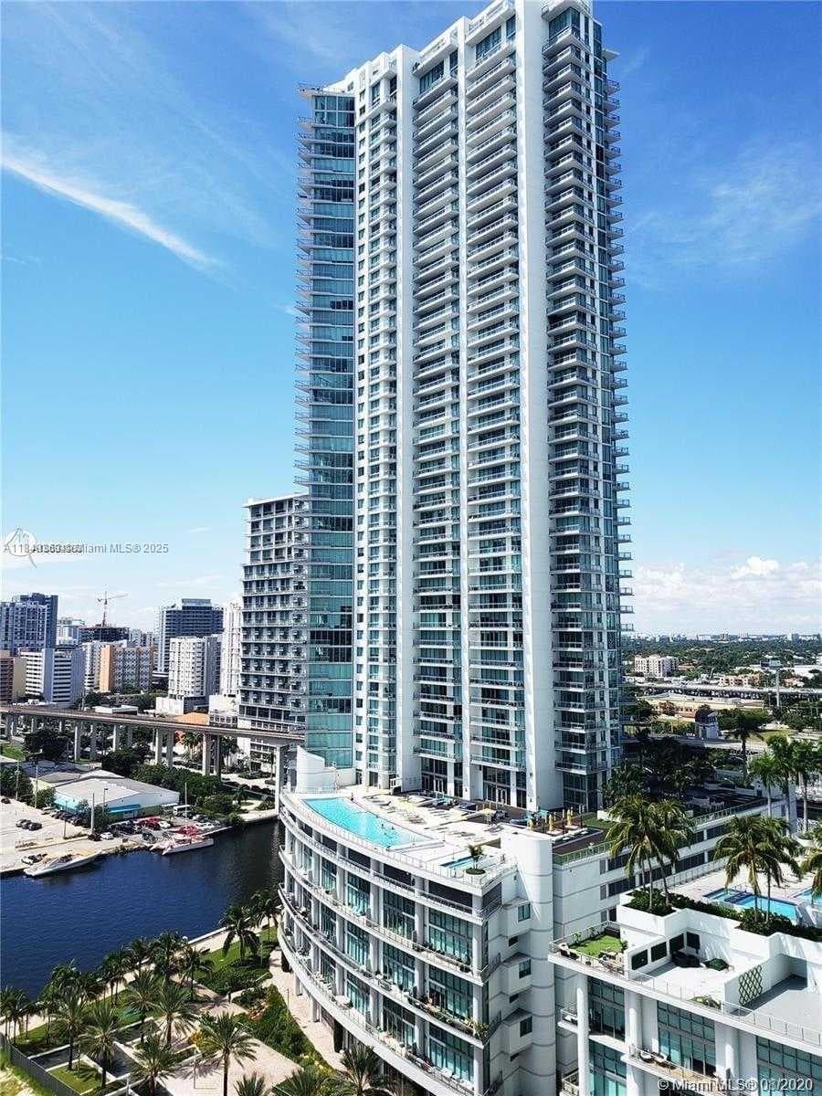Mint at Riverfront Unit 4911 condo rented at 92 SW 3rd St # 4911, Miami FL 33130