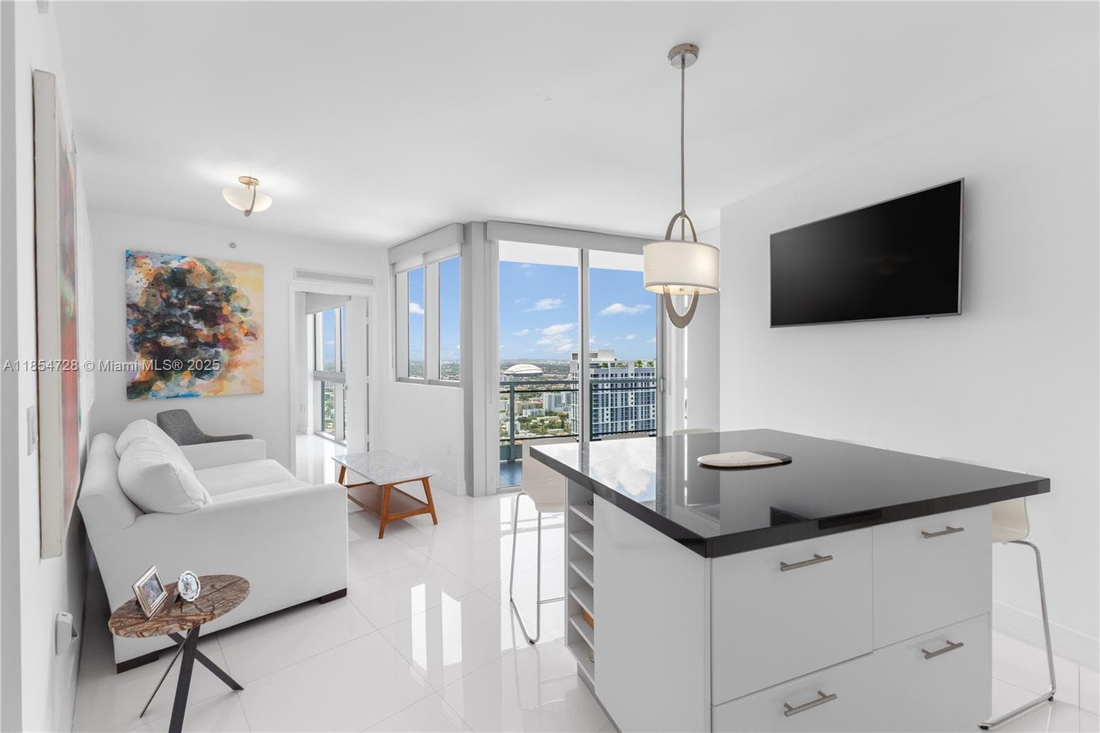 Mint at Riverfront Unit 4206 condo rented at 92 SW 3rd St # 4206, Miami FL 33130