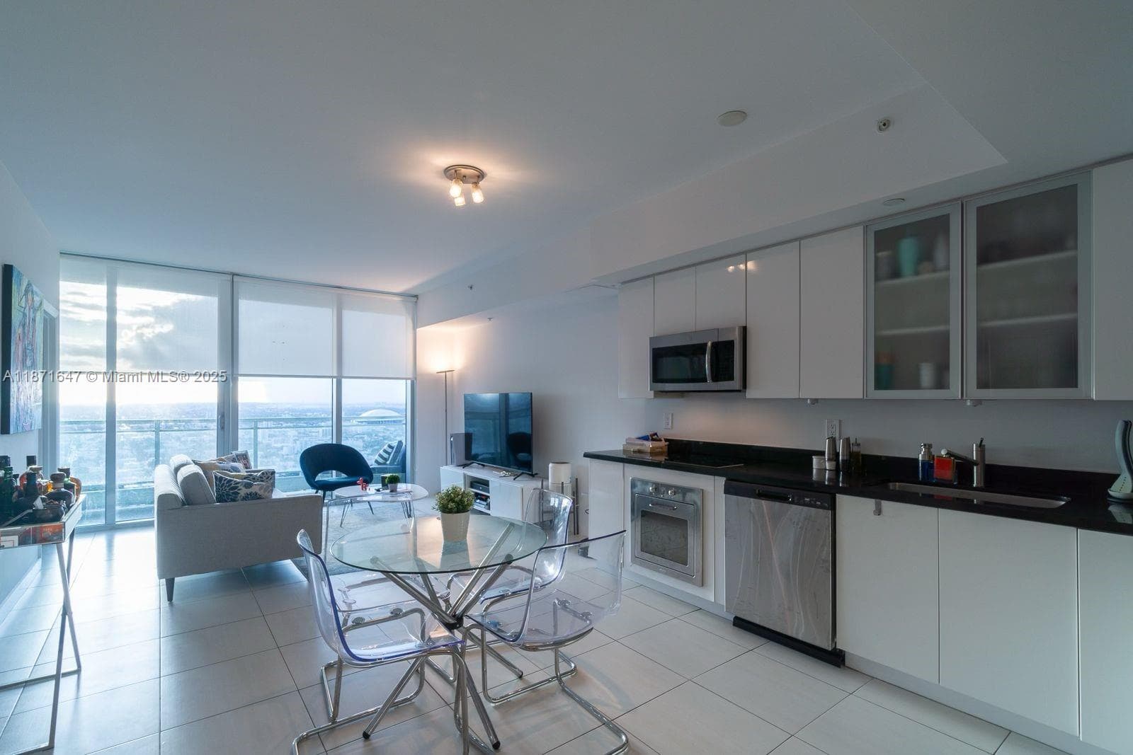 Mint at Riverfront Unit 4507 condo rented at 92 SW 3rd St # 4507, Miami FL 33130