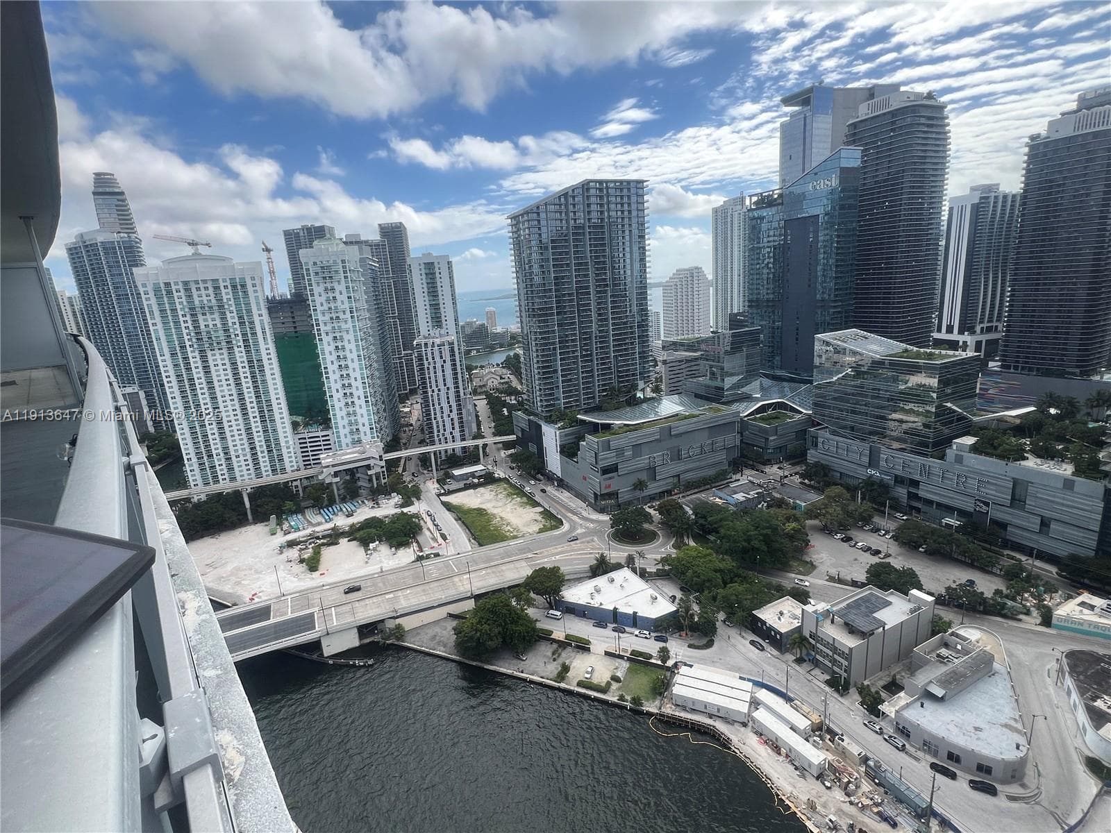 Mint at Riverfront Unit 3803 condo rented at 92 SW 3rd St # 3803, Miami FL 33130