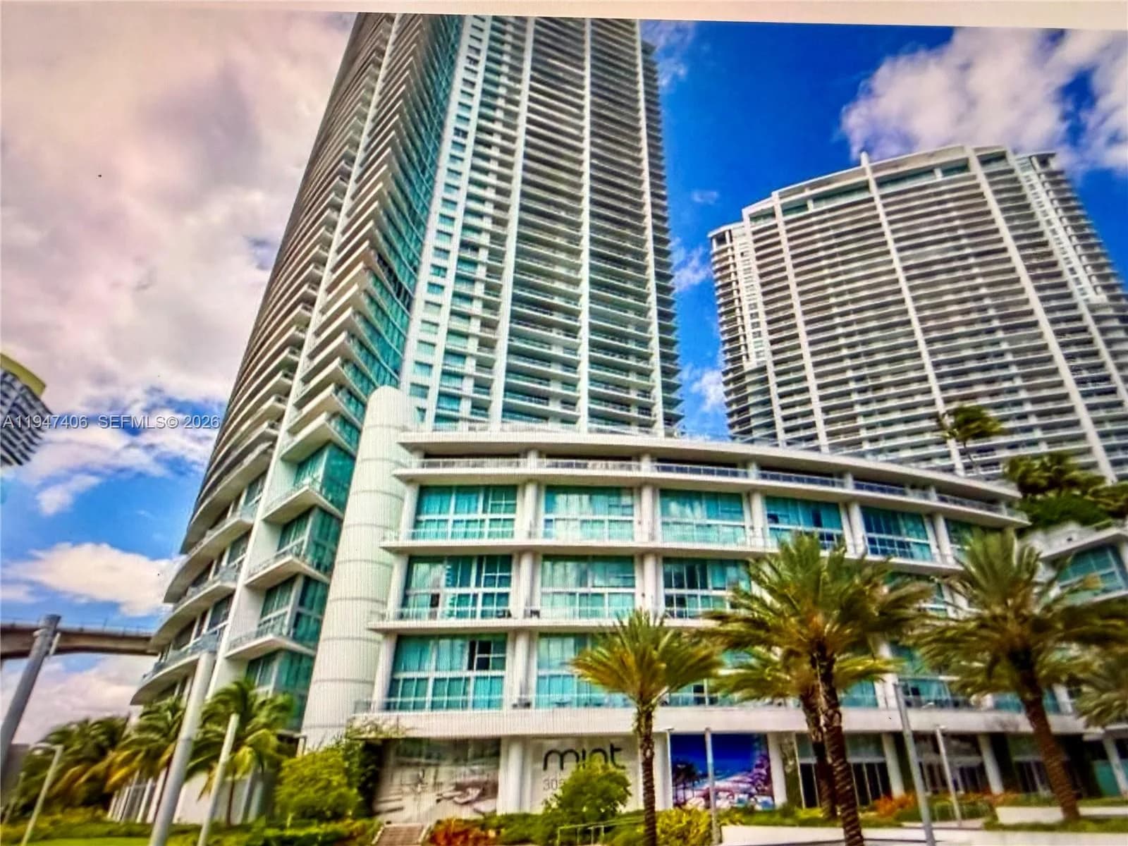 Mint at Riverfront Unit 4309 condo for sale at 92 SW 3rd St # 4309, Miami FL 33130