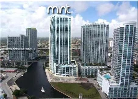 Mint at Riverfront Unit 1802 condo for sale at 92 SW 3rd St # 1802, Miami FL 33130