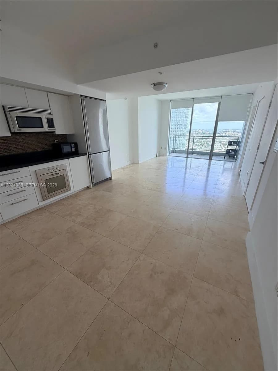 Mint at Riverfront Unit 3909 condo for rent at 92 SW 3rd St # 3909, Miami FL 33130
